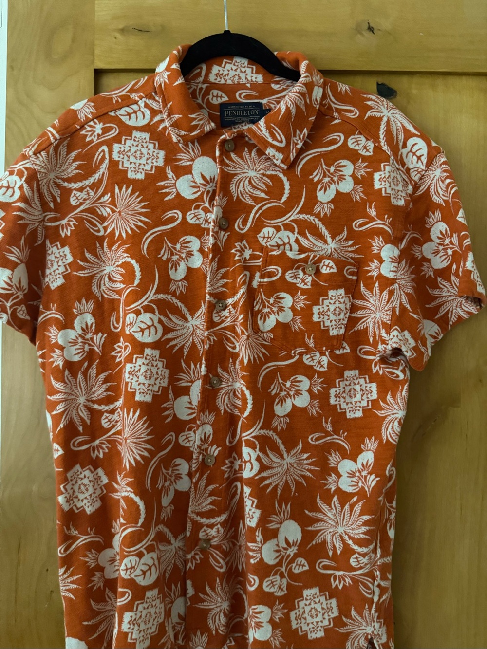 Pendleton Wayside Knit Shirt Men's Medium Orange Floral Button Up Short Sleeve